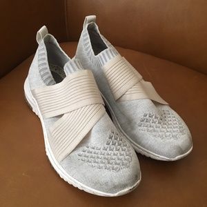 Bionica Ocean slip-on sneaker